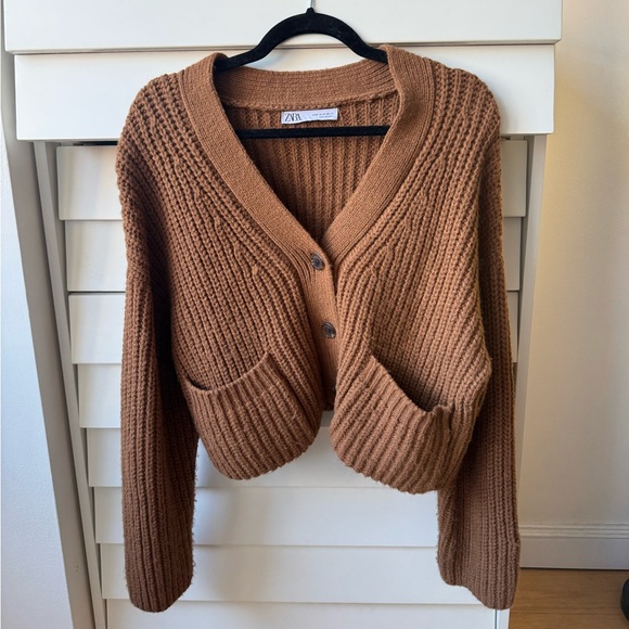 Zara Sweaters - Zara Tan Ribbed Cropped Cardigan M